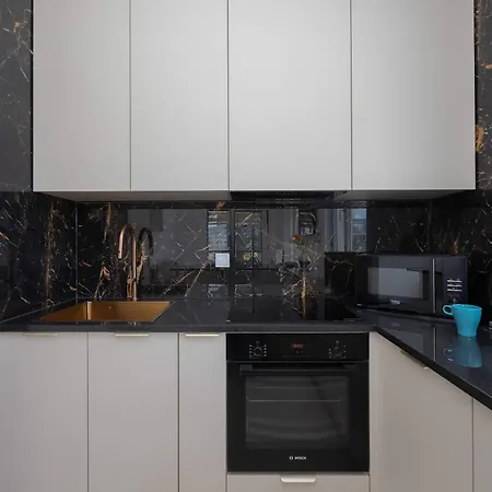 Family With Terrace 2 Bedrooms And Balcony By Renters Apartmán Varšava