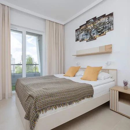 Apartmán Family With Terrace 2 Bedrooms And Balcony By Renters Varšava